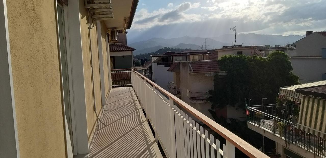 Sebastian House Casa Vacanze Giardini Naxos Ngoại thất bức ảnh
